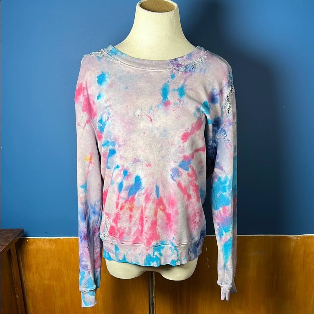 Colorful Tie-Dye Sweatshirt